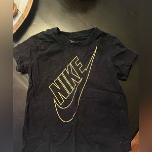 Kids Nike black tee